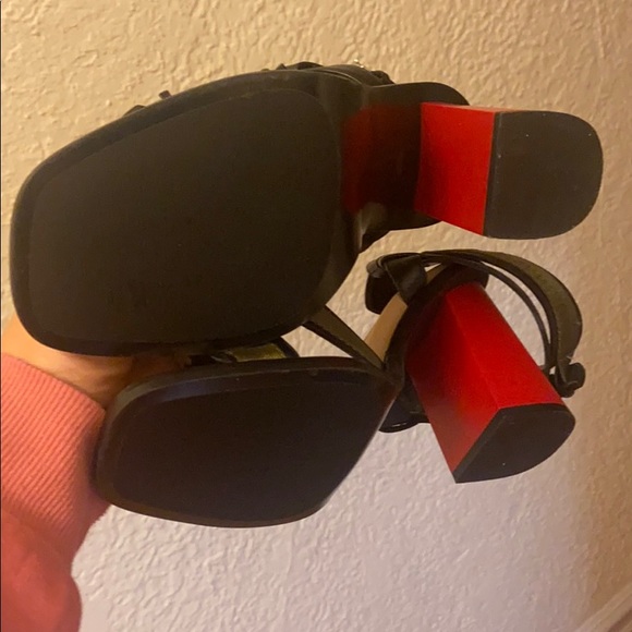 Zara platforms - Picture 2 of 3